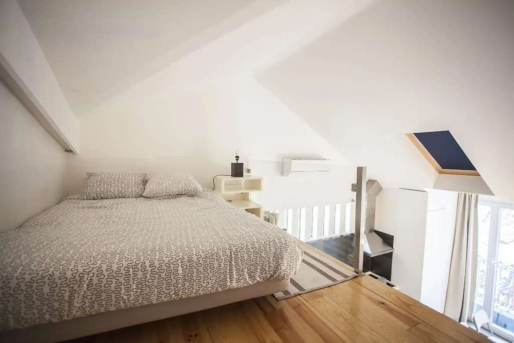 فندق Lisboaفي  Mezzanine With A View In Bairro Alto شقة